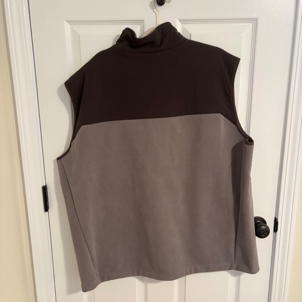 Columbia Men's Fleece & Water-Resistant Vest- XXL - Picture 3 of 3